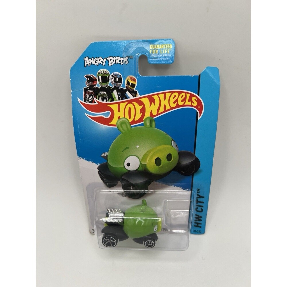 Hot Wheels Angry Birds Minion (Green Pig) Car HW IMAGINATION 35/247 E42 New - Picture 2 of 4
